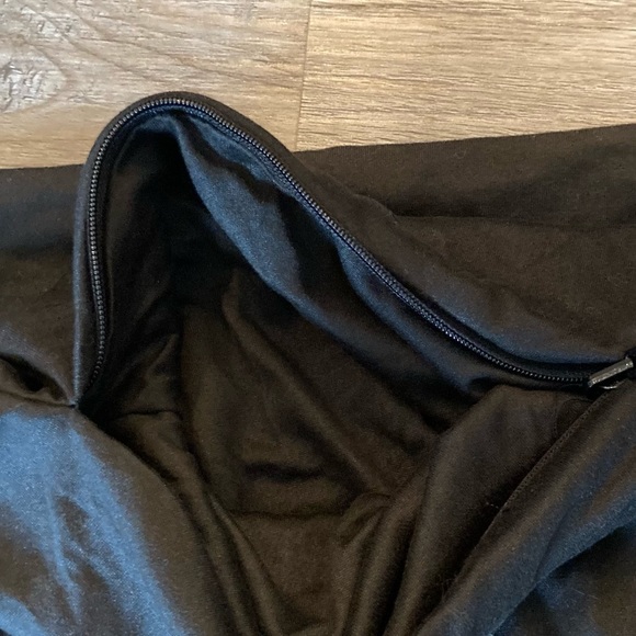 NWT Beyond Yoga Pocket Infinity Scarf - Picture 6 of 11